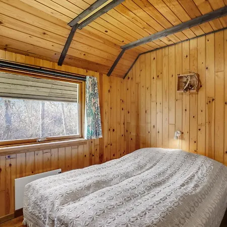 4 Bedroom Pet Friendly In Logstor *