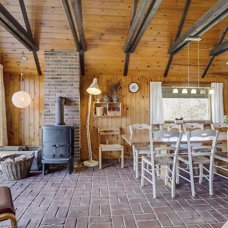 4 Bedroom Pet Friendly In Logstor *