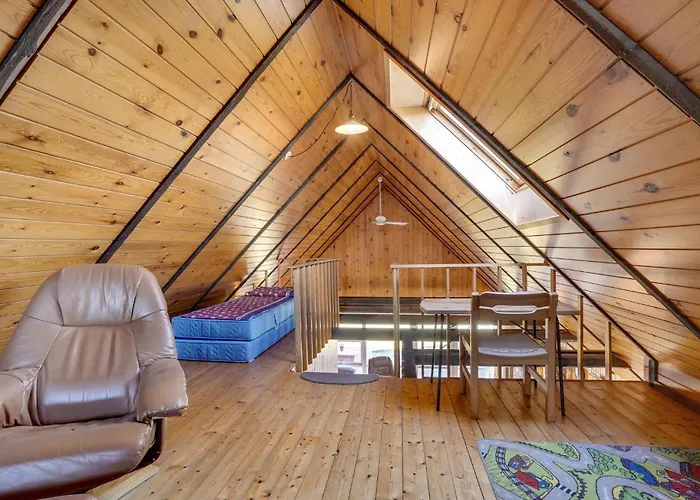 4 Bedroom Pet Friendly In Casa vacanze Logstor